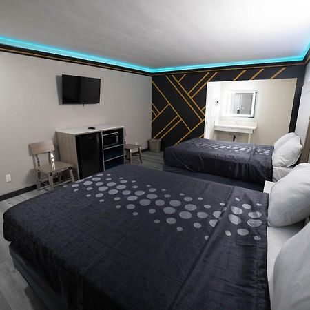 Artesia Motor Inn Белфлауър Екстериор снимка